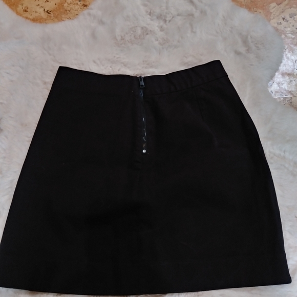Everlane Skirt - Picture 2 of 5